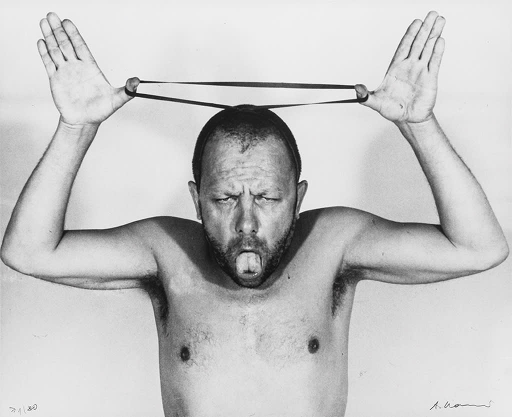 Arnulf RAINER Autoportrait avec bande noire Photographie 49 x 60 cm 19,3 x 23,6 inches