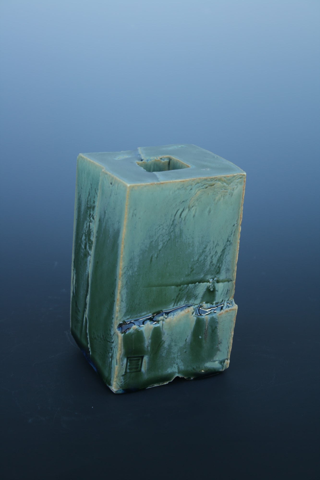 David Binns, Small Tilting Form