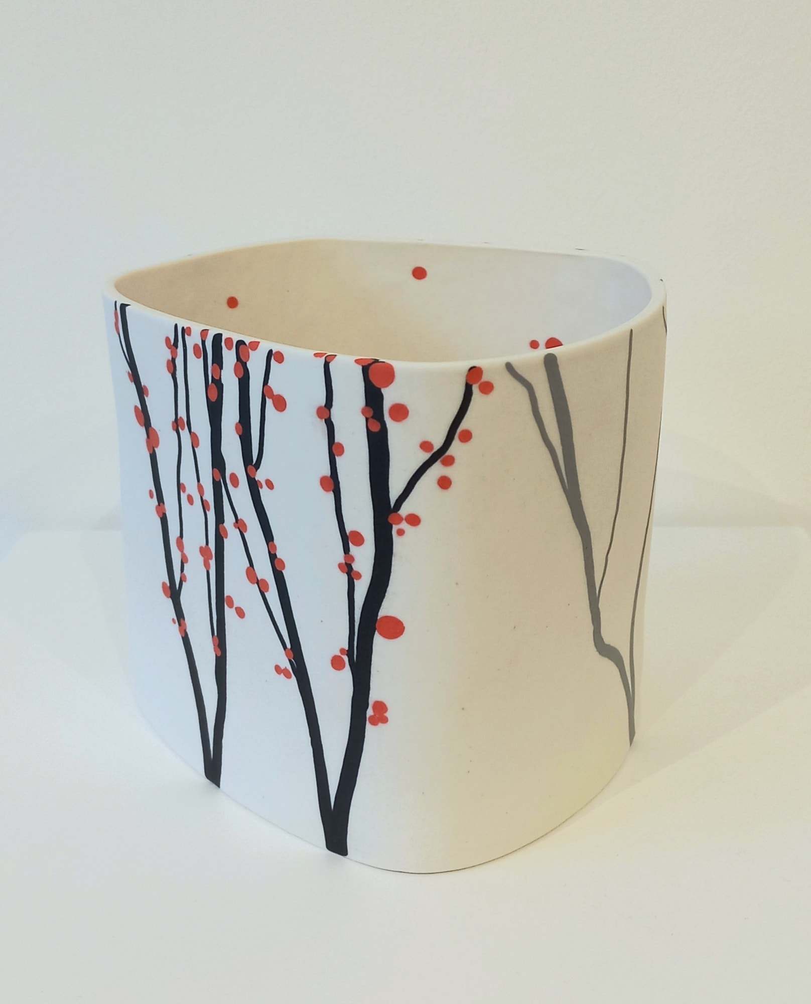 Carol Sinclair, Blossom - Short Vessel White