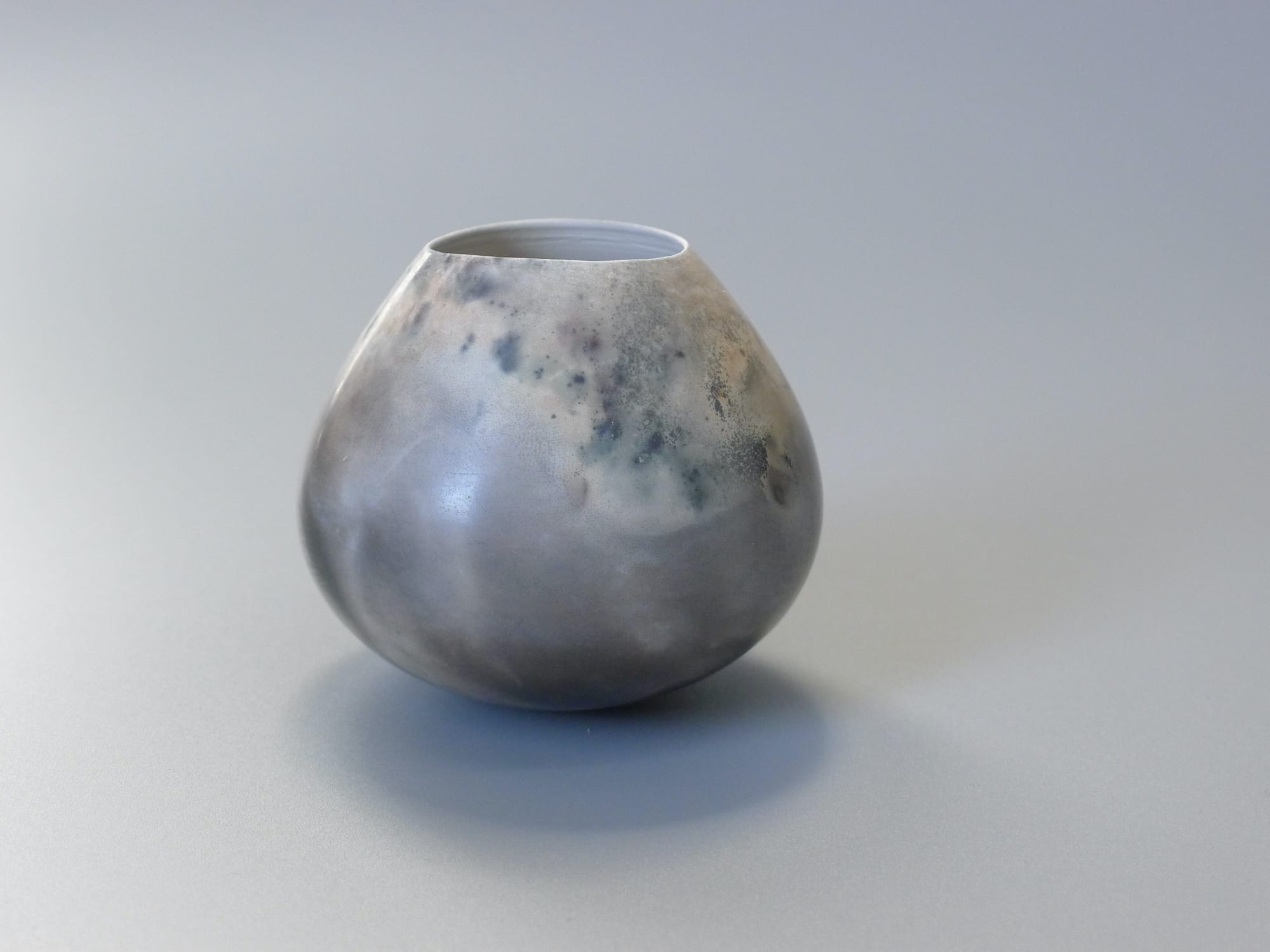 Jo Gifford, Pitfired Vessel #137
