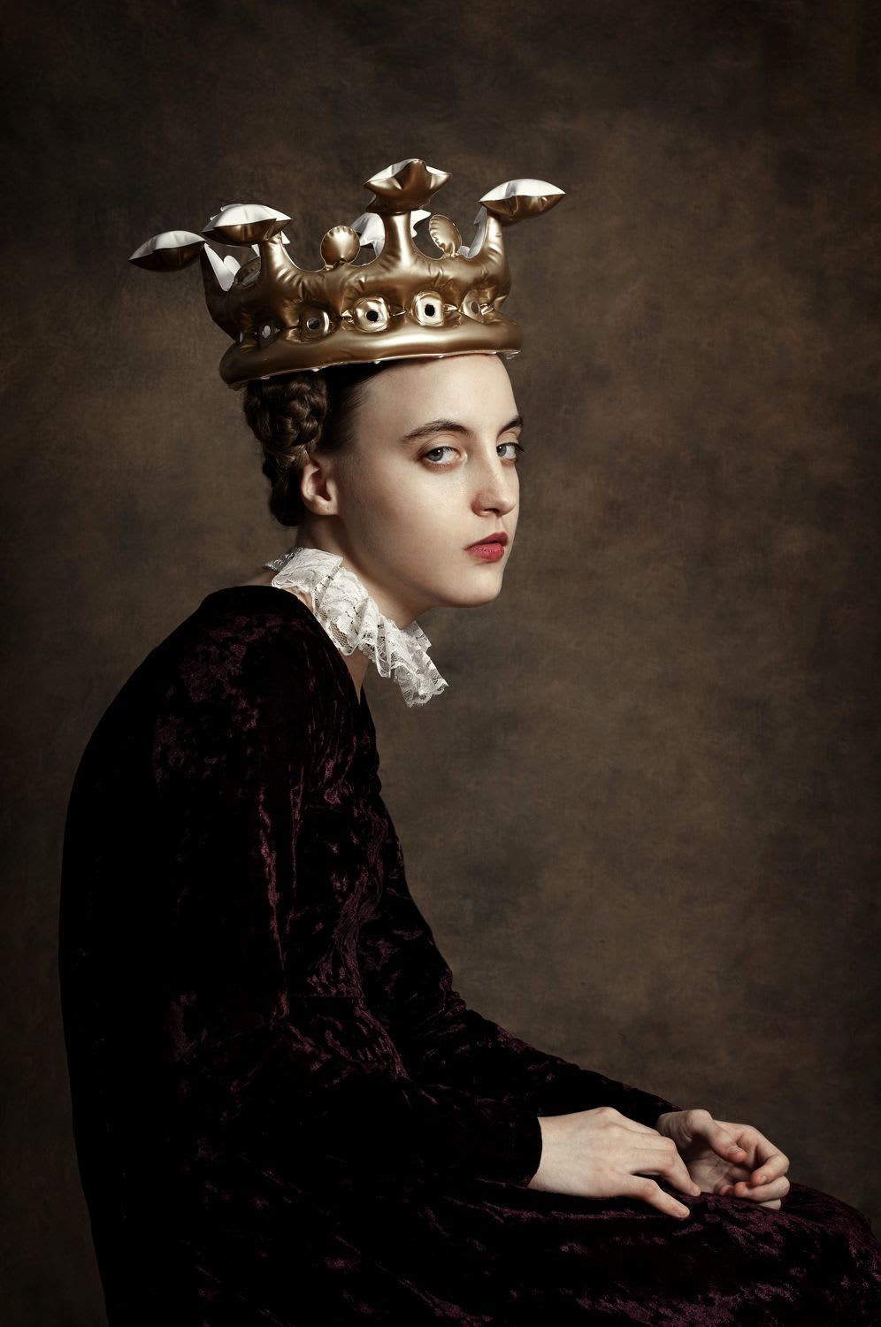 Romina Ressia, Crown, 2015