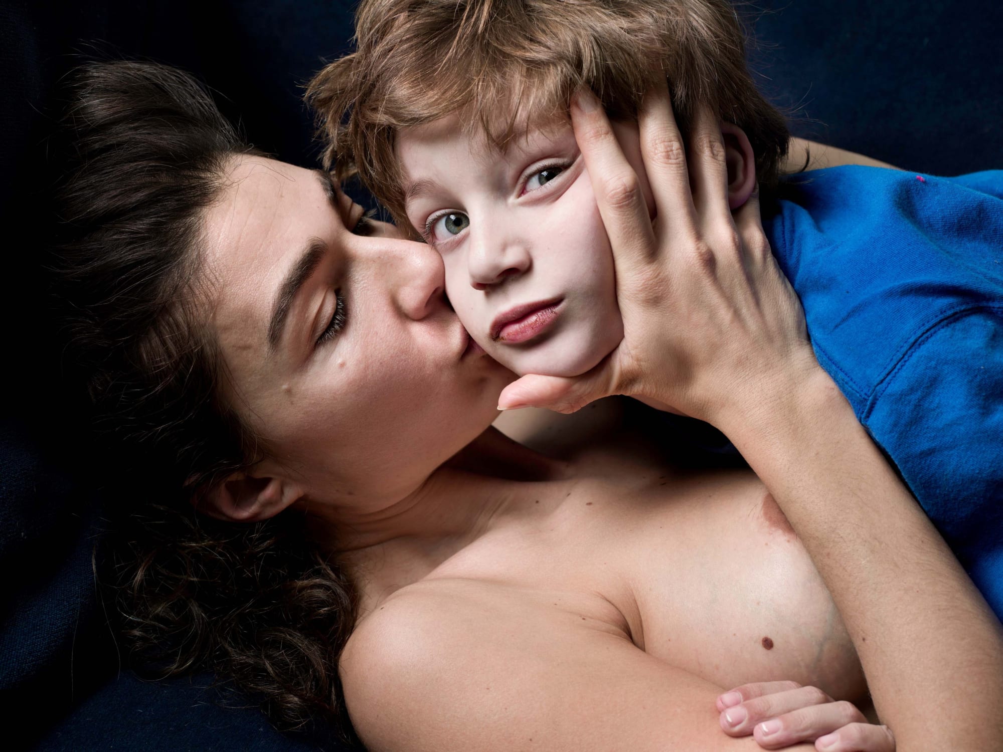 Elinor Carucci, Kiss, 2011