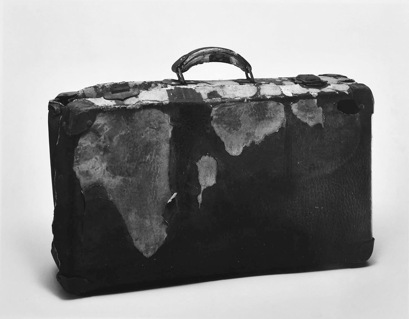Hiromi Tsuchida, Suitcase, 1982