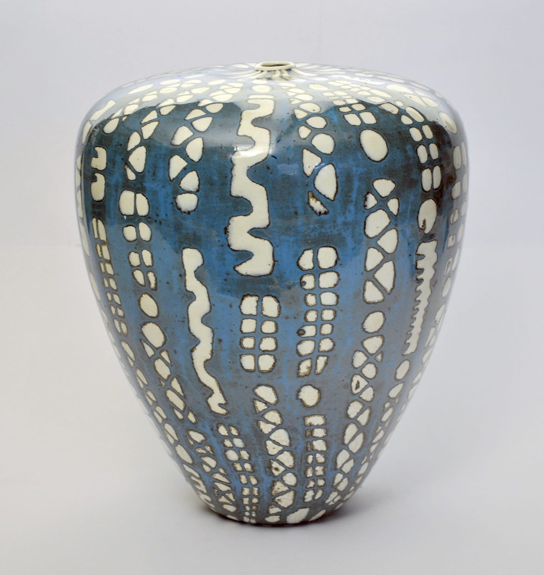 Massimo Micheluzzi, Blue & White Vase, 2015