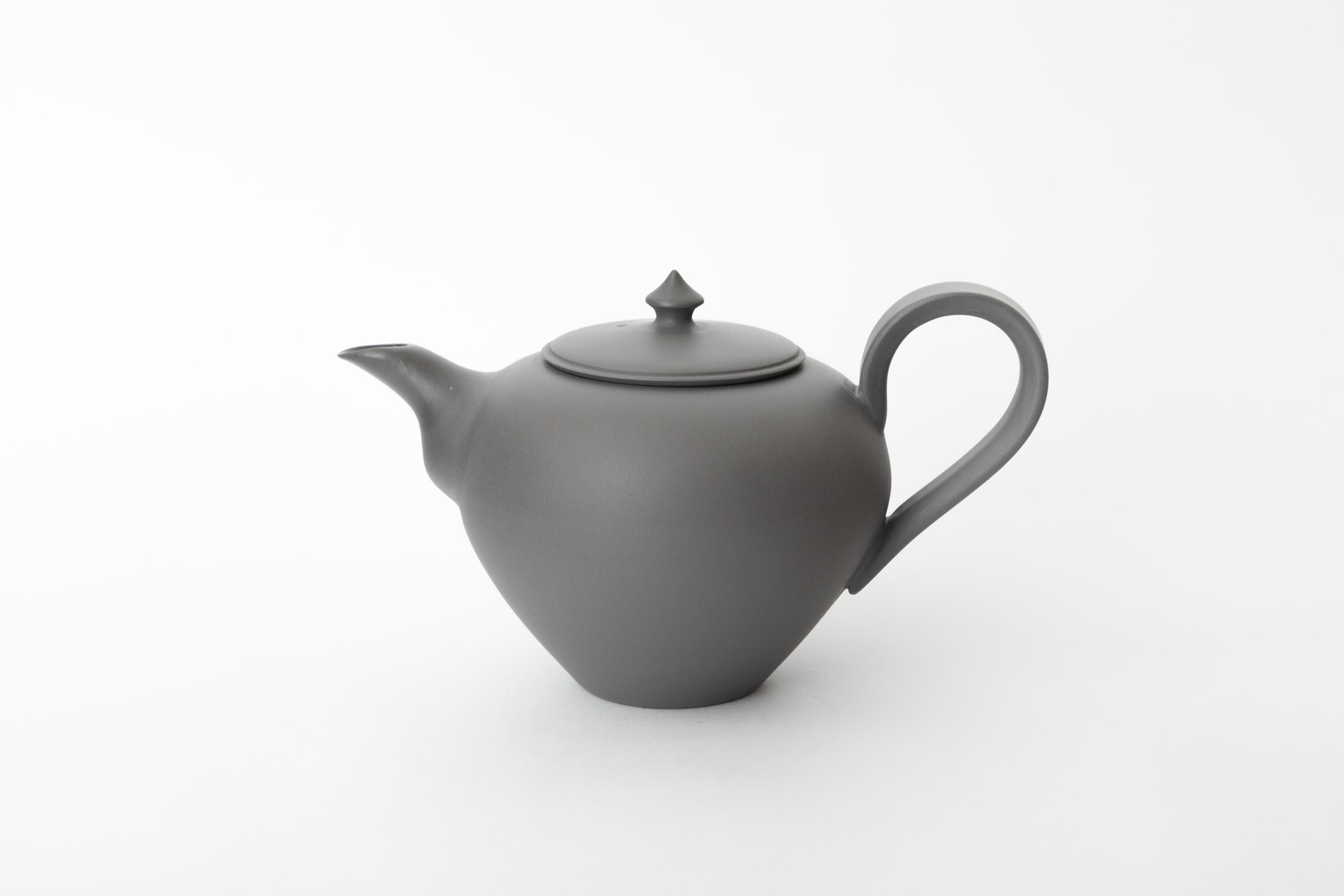 Kiyoko Morioka, グレーポット（中）