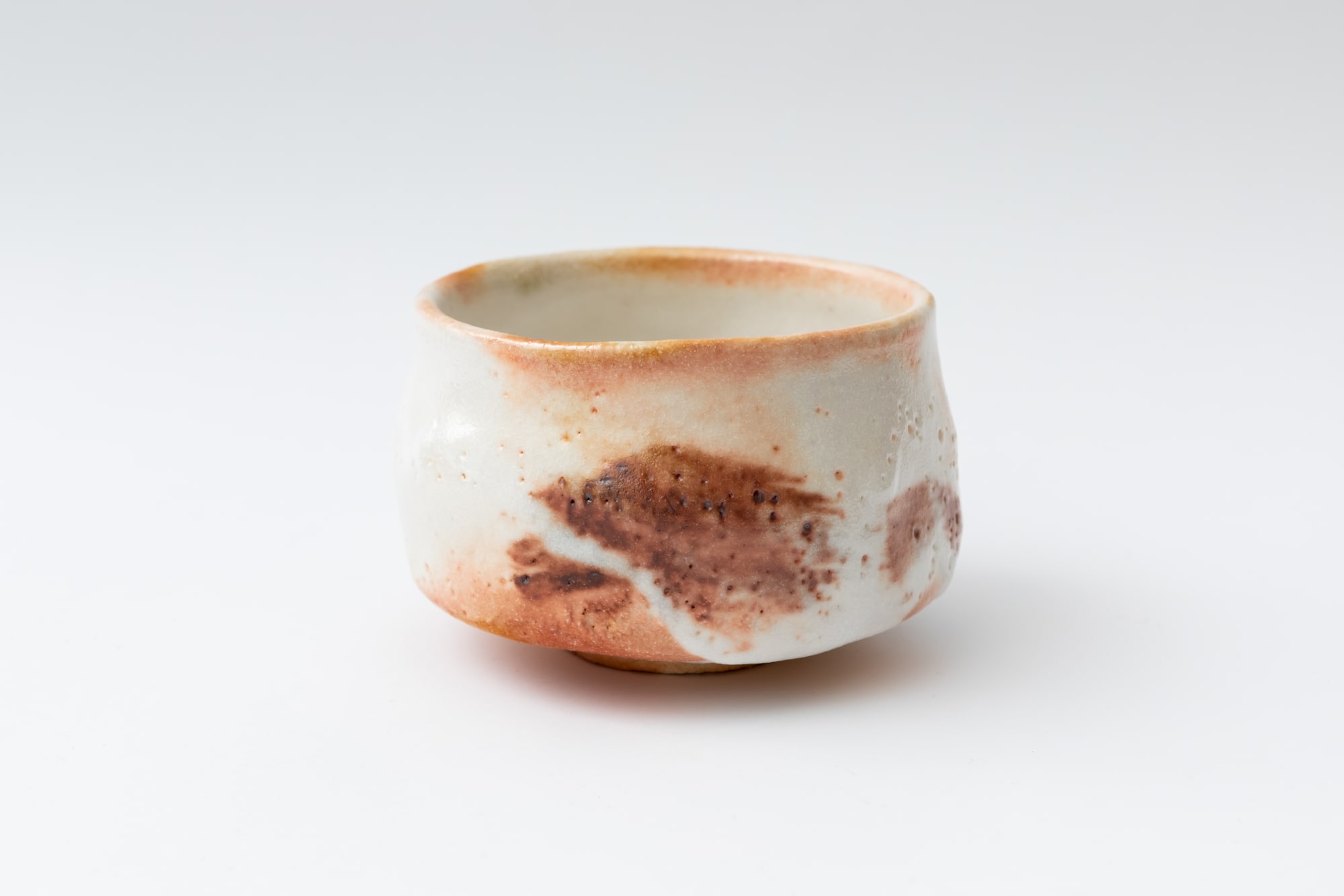 Kan Kishino, Shino Tea Bowl
