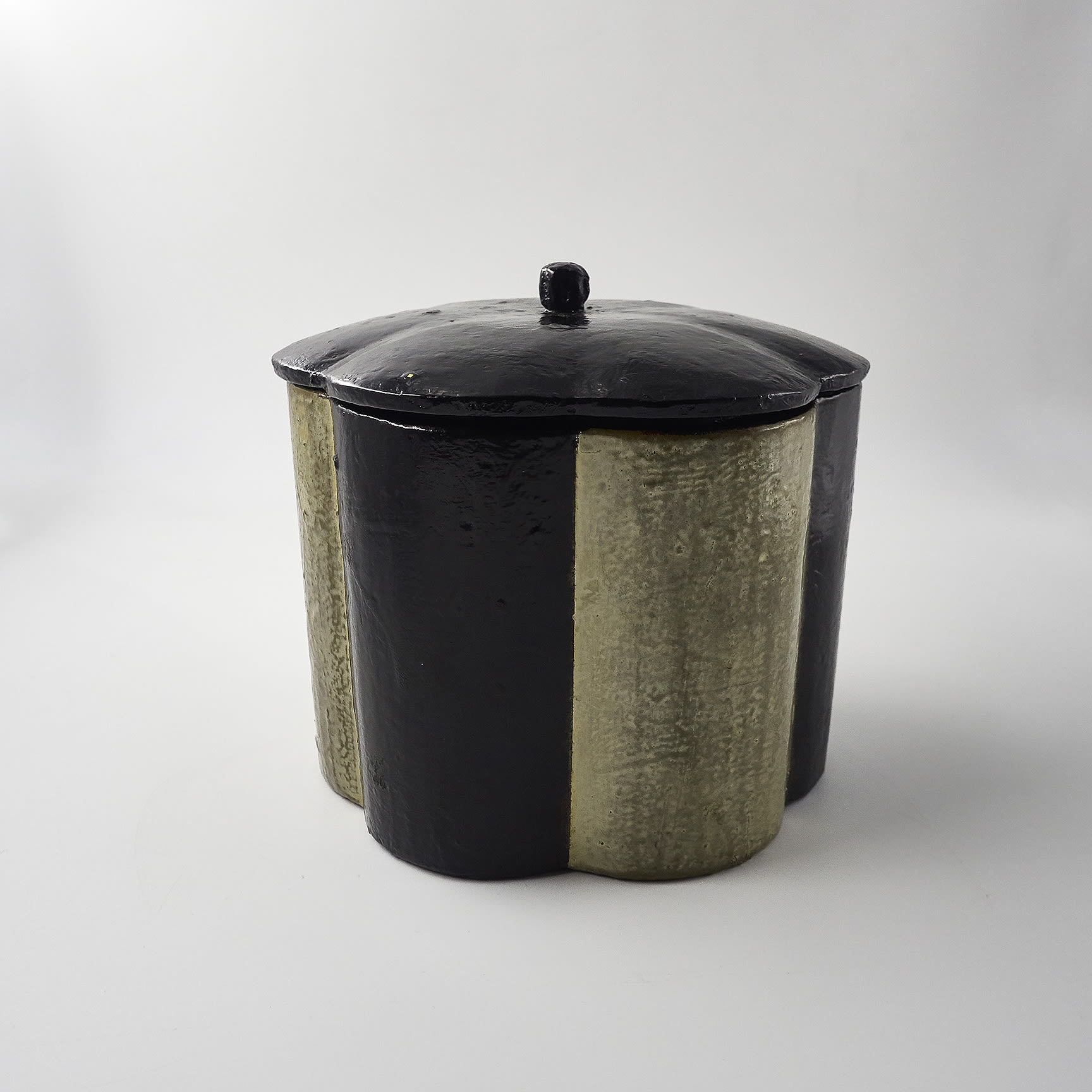 Tohru Matsuzaki, Water Jar, 2018