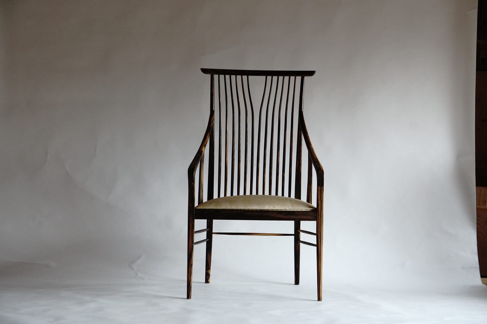 Toshio Tokunaga, BLACK PERSIMMON CHAIR (1)