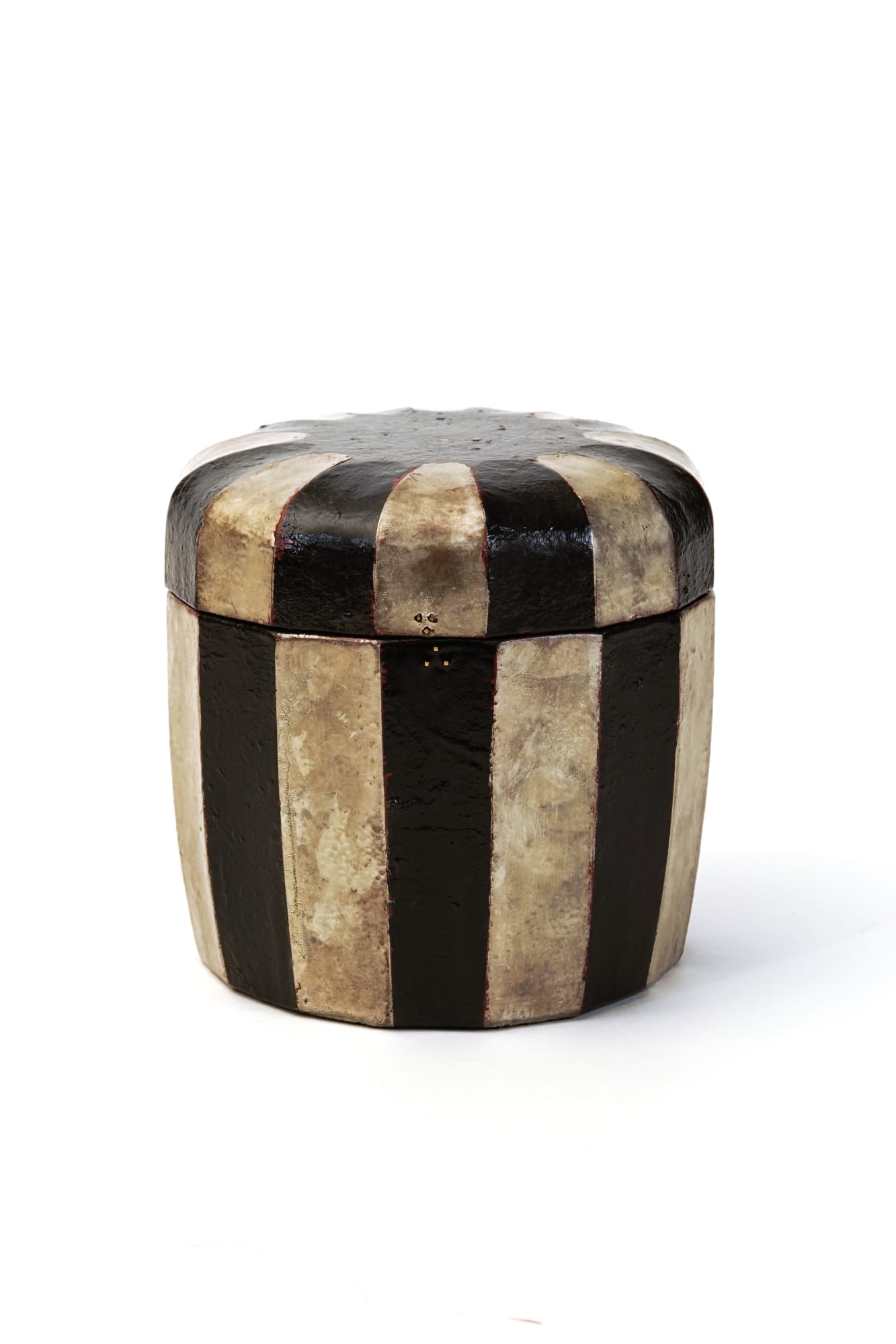 Tohru Matsuzaki, 黒漆銀鎬蓋物