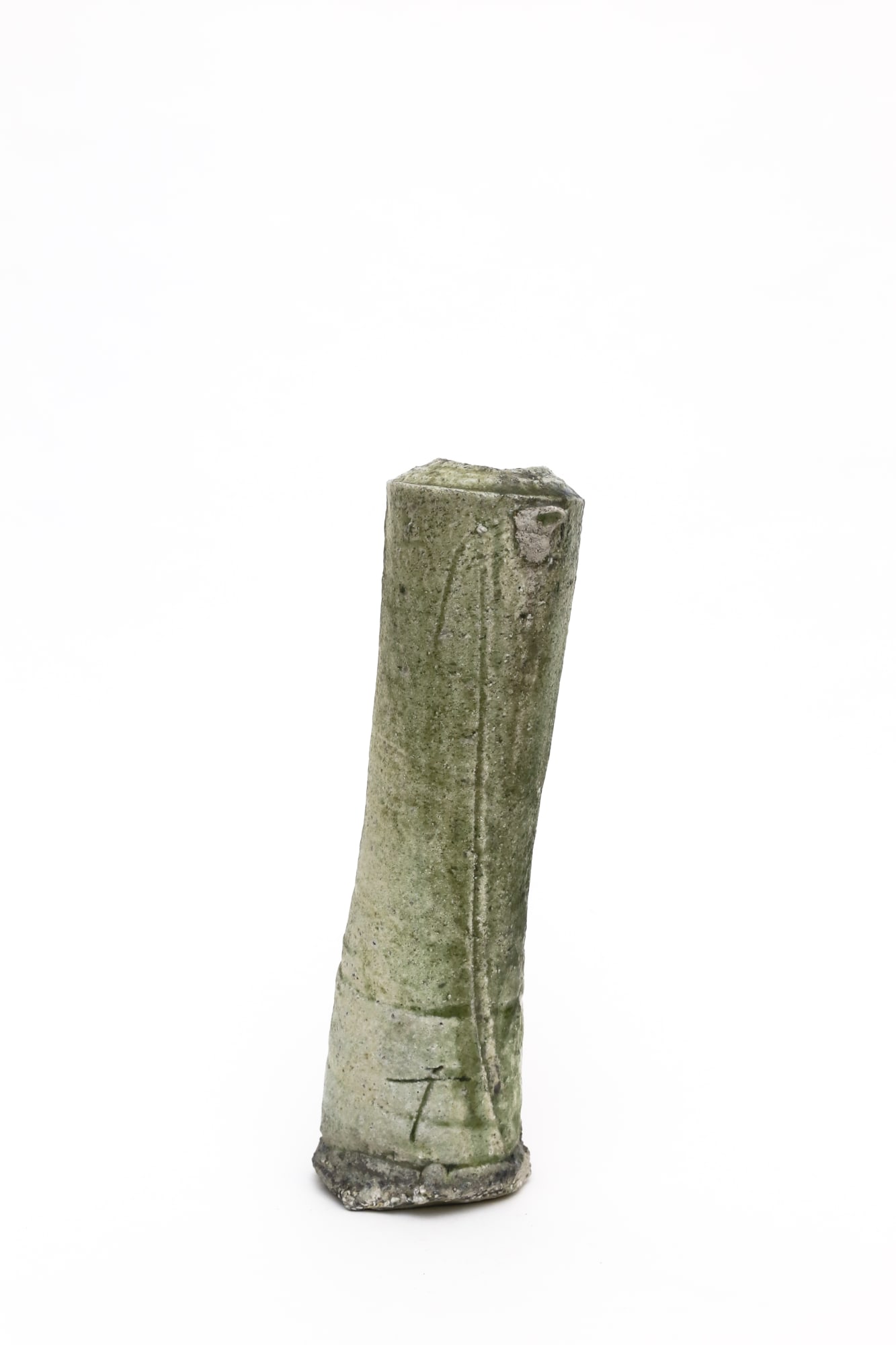 Yui Tsujimura, Natural Ash Tea Vase