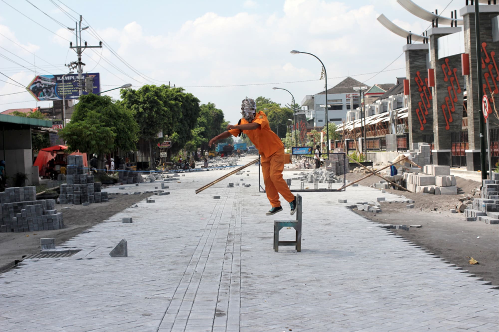 Jim Allen Abel, Di Atas Angin IV, 2011