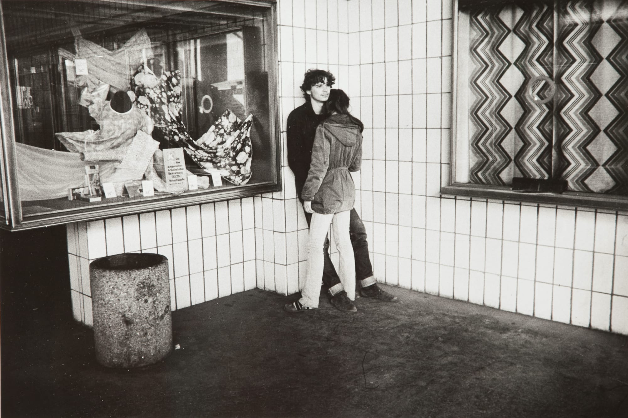 Sibylle Bergemann, Prenzlaier Berg, Schonhauser Allee Station, 1980