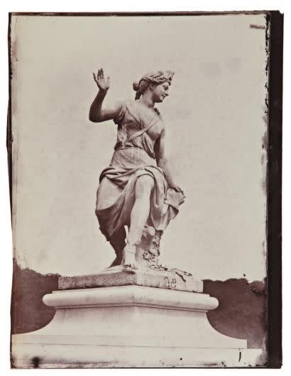 Charles Negre, Nymphe des Forets, sculpture du parc des Tuileries, 1859
