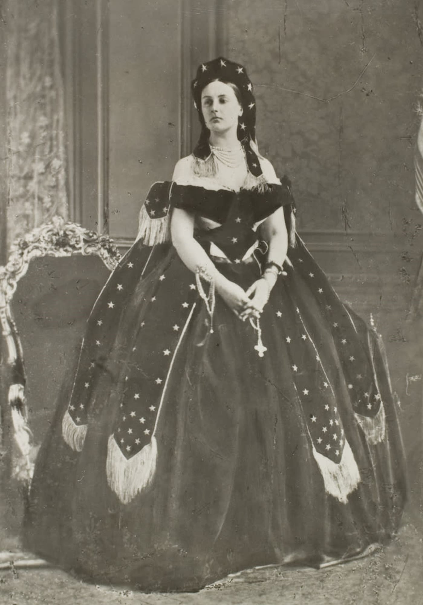 The Countess of Castiglione in collaboration with Pierre-Louis Pierson, La Comtesse de Castiglione - Reine de la nuit, 1863-1867