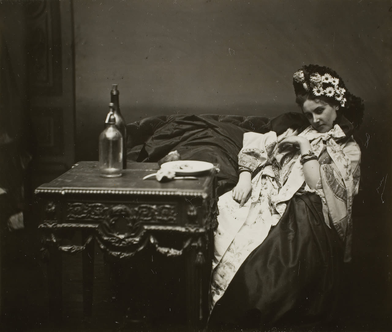 The Countess of Castiglione in collaboration with Pierre-Louis Pierson, La Comtesse de Castiglione - Midi-minuit - Minuit, 1861-1867