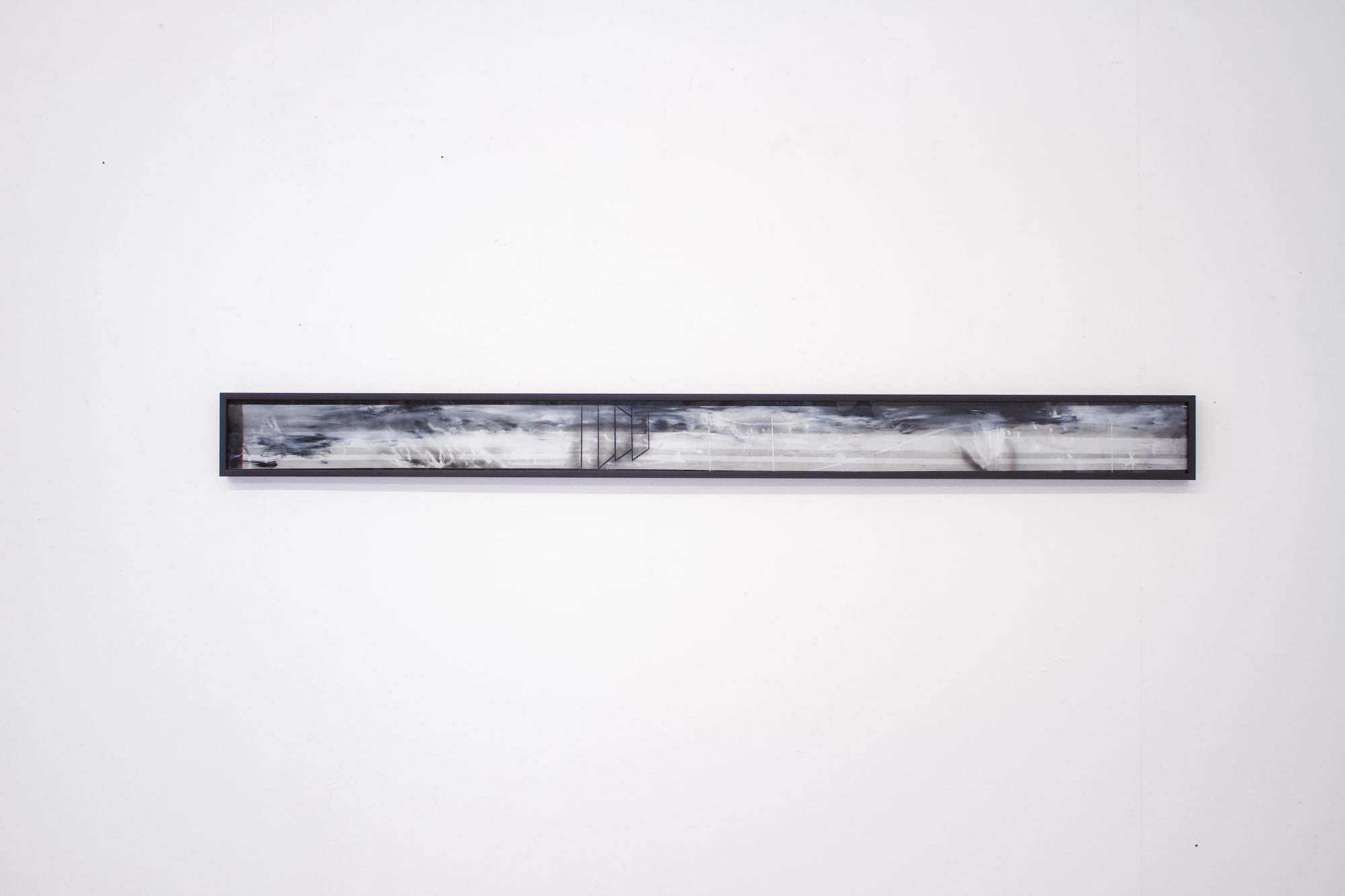 Sebastian Haas, „Tee ist kalt, vergiss das Gleichgewicht“ –series, 2025