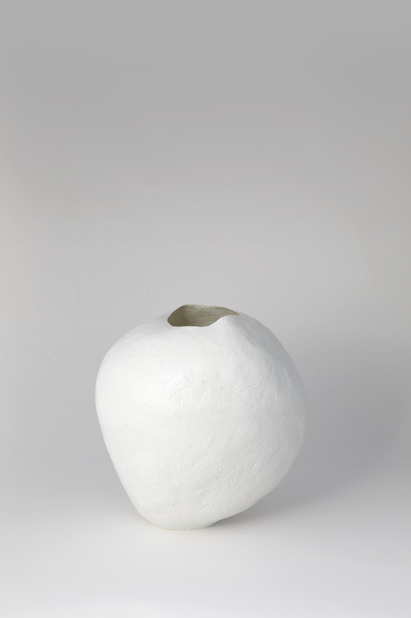 Park Song-guk, Vase, 2024