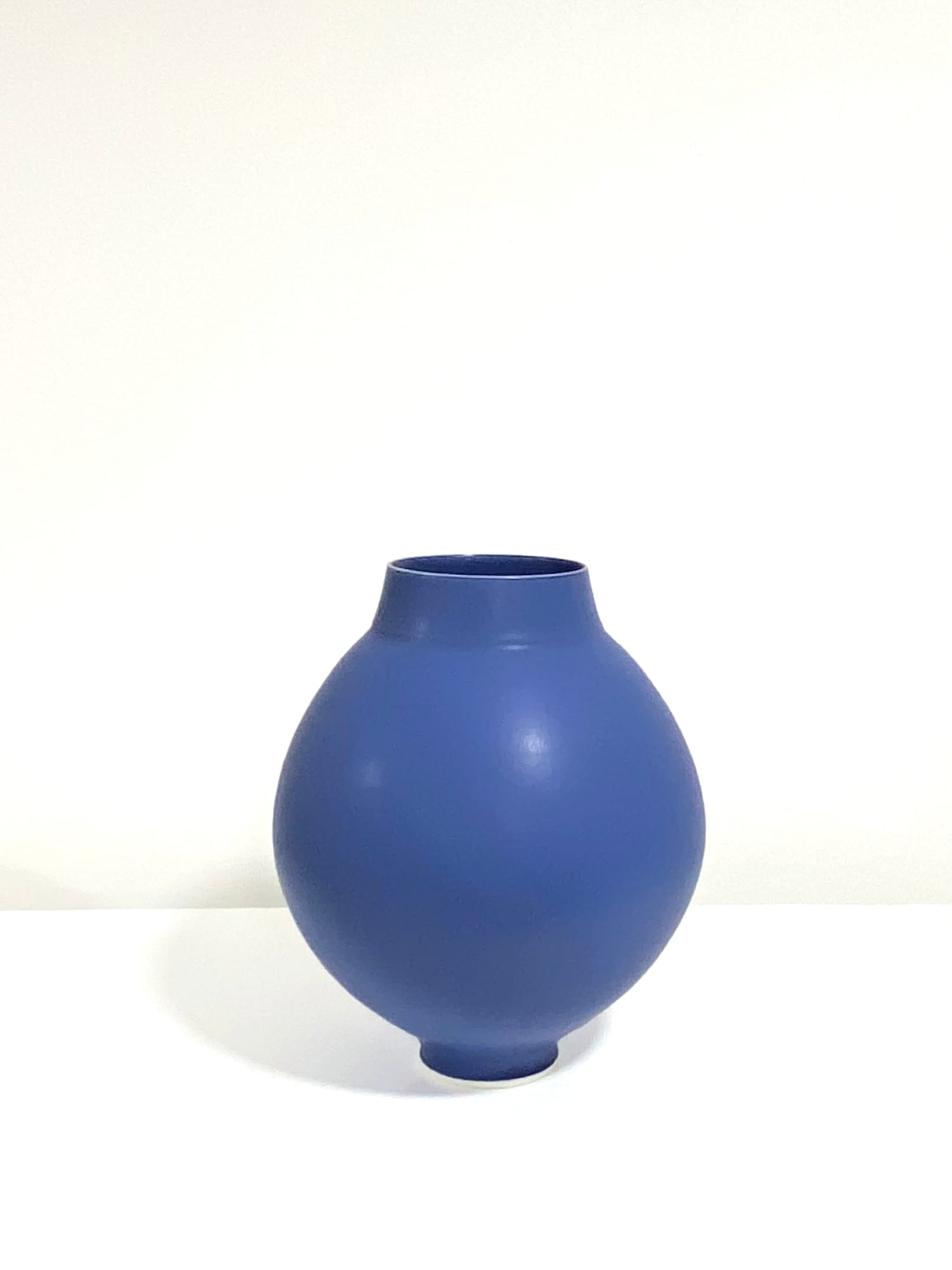 Anna Silverton, Porcelain Jar, 2024