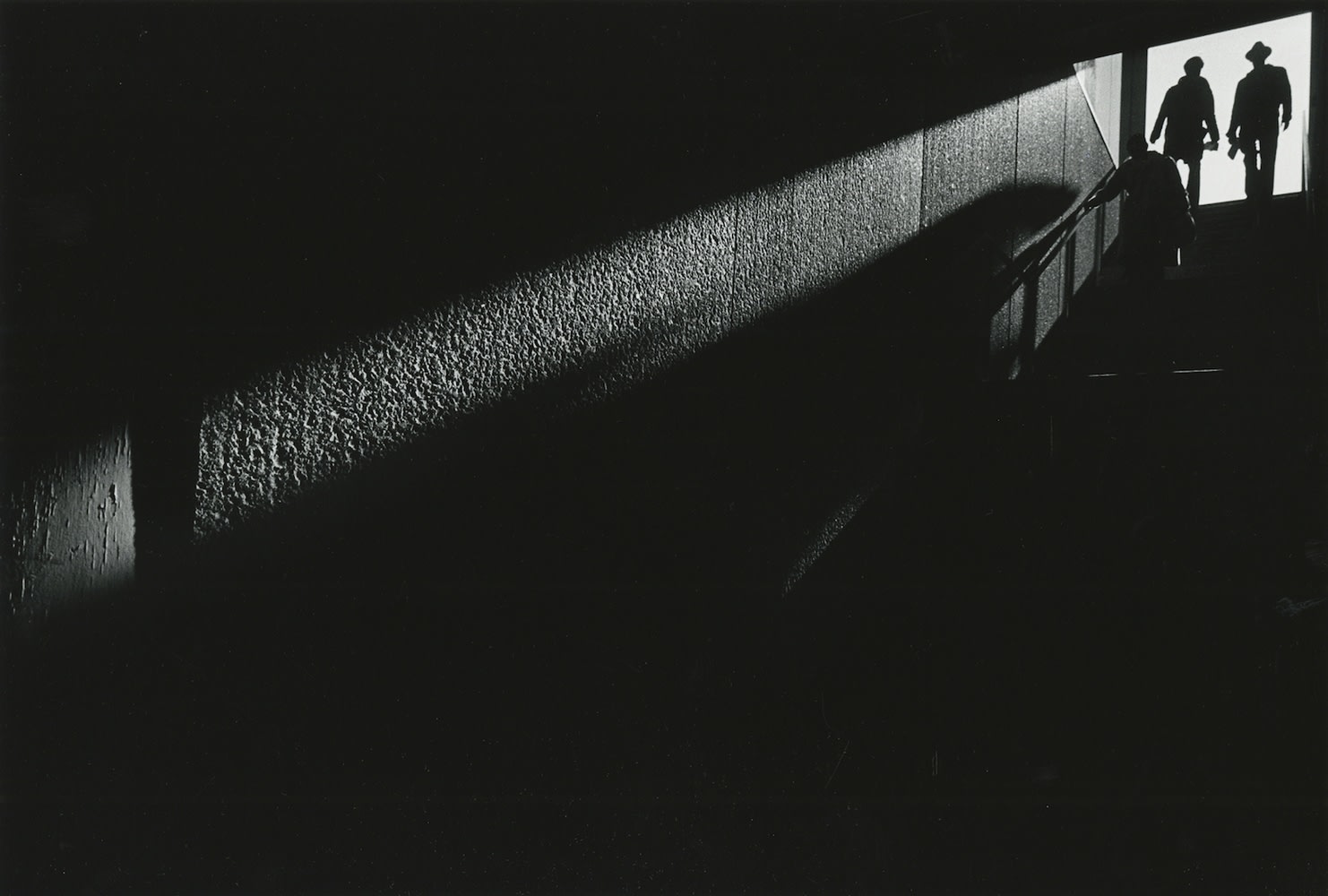 Ray K. Metzker City Whispers Tirage gélatino-argentique postérieur, réalisé par l'artiste 20,5 x 30,2 cm 7.87 x 11.81 in Dim. papier: 27,8 x 35,5