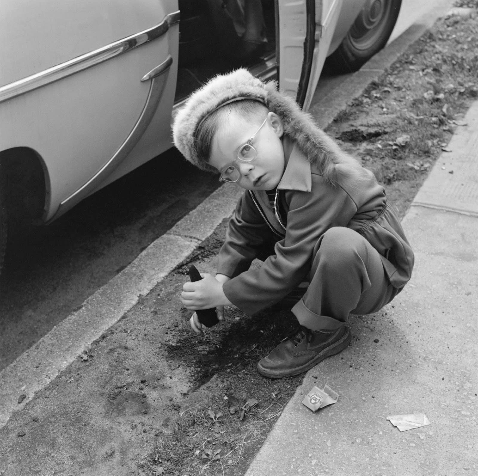 Vivian Maier Vancouver, Canada Tirage gélatino-argentique, posthume 30 x 30 cm Dim. papier: 40 x 50 cm