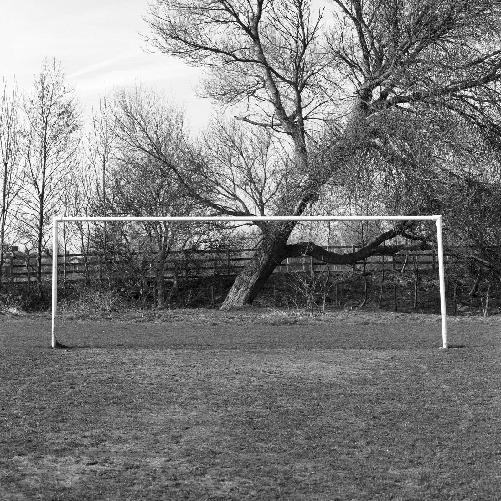 Pierre Schwartz Crosby, Angleterre Tirage sur papier Fine Art Hahnemühle Dim. papier: 22 x 22 cm