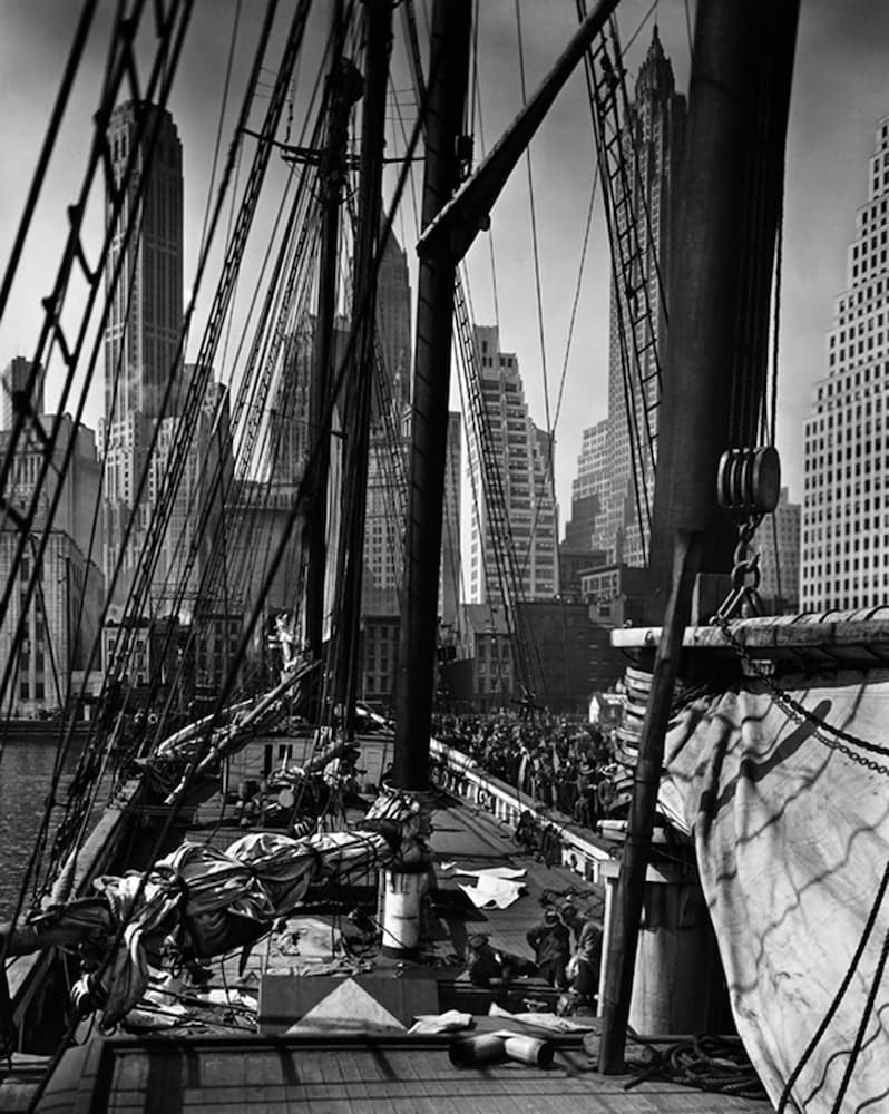 Berenice Abbott Theoline Tirage gélatino-argentique postérieur 48 x 37,4 cm Dim. papier: 61 x 76 cm