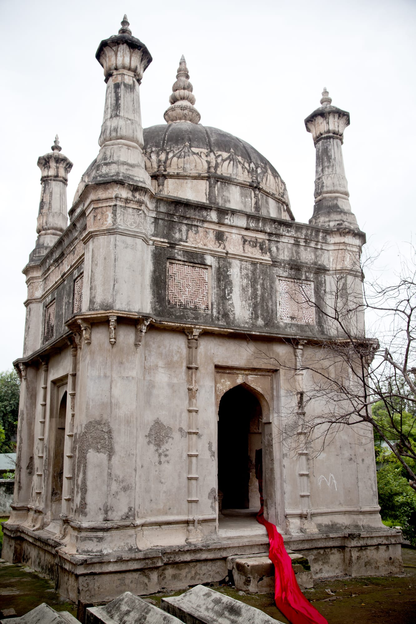 Thania Petersen, Remnants 3