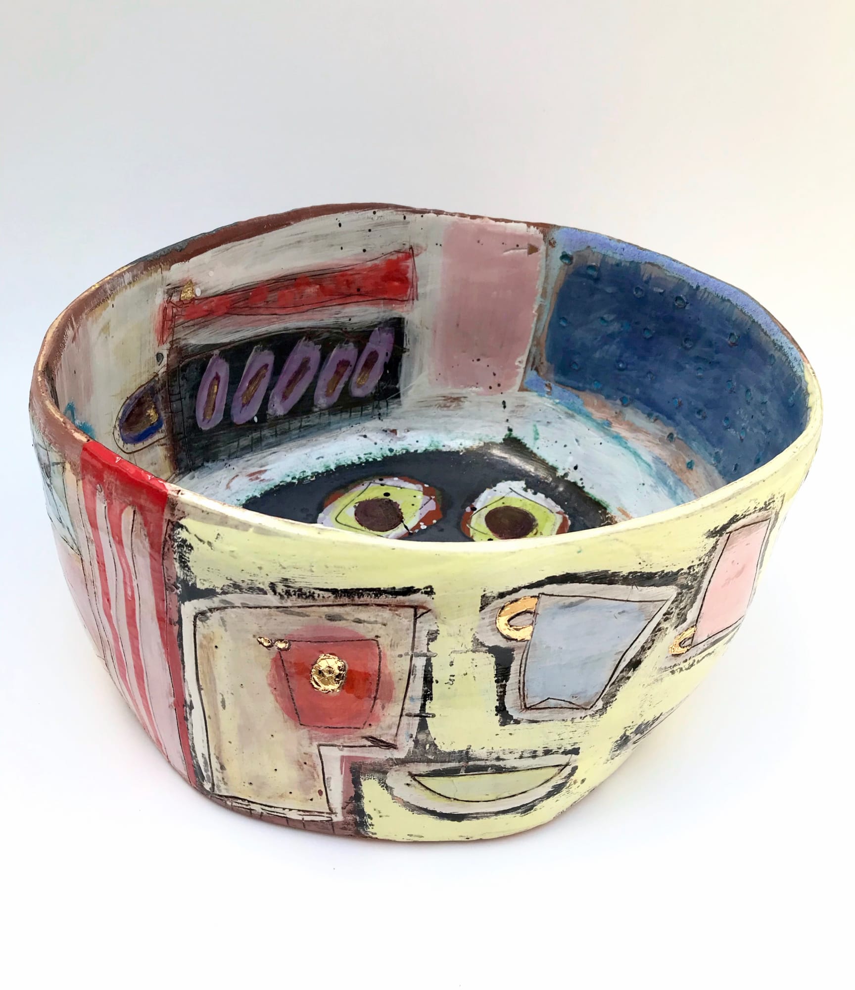 Linda Styles, Large Bowl with Floating Tea Cups, 2020