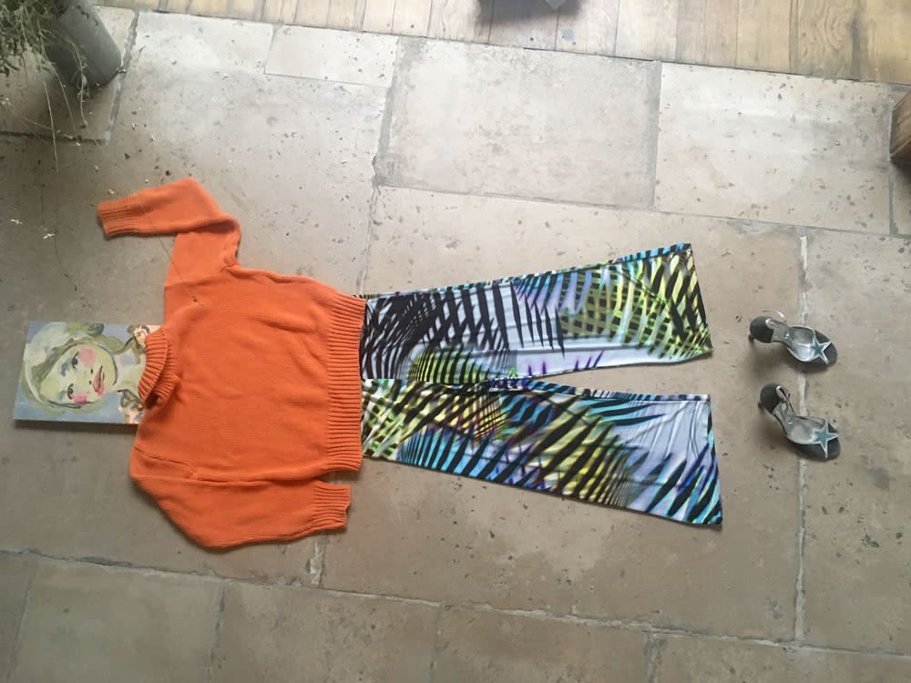 Agnès Troublé Dite Agnès B. 33. Pull coton, 1989, Pantalon en jersey, 2009 Tirage jet d'encre contrecollé sur aluminium 21 x 15 cm 8,27 x 5,90 in.