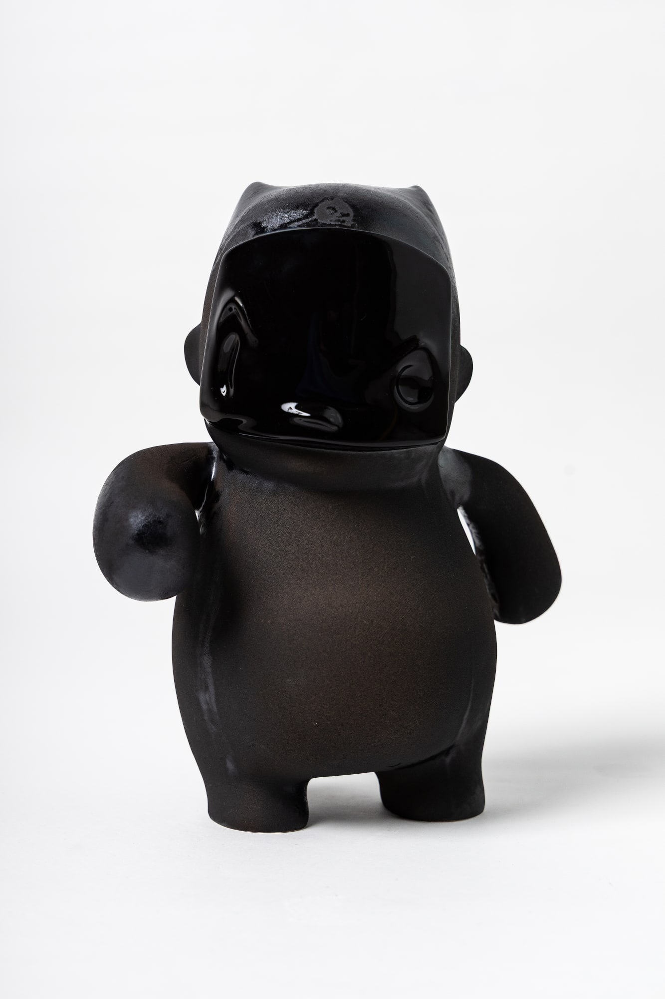 John Medina, "Solo son ojos", 2025