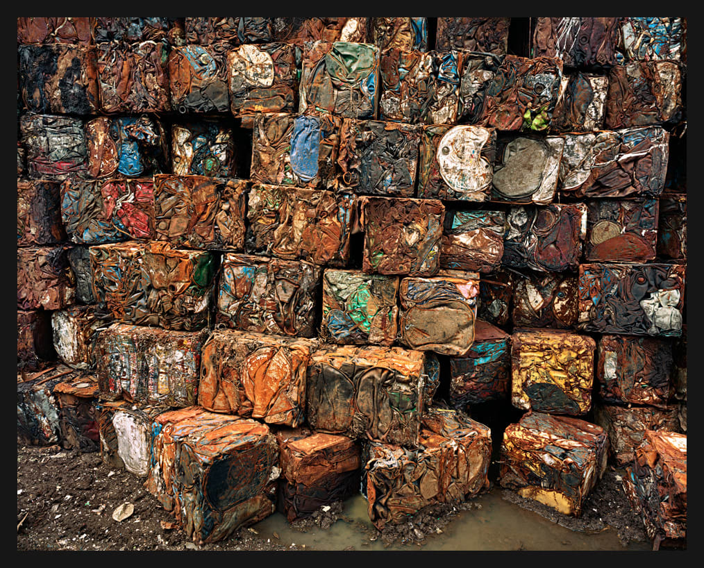 Edward Burtynsky, Densified Oil Drums #4, Hamilton, Ontario, 1997