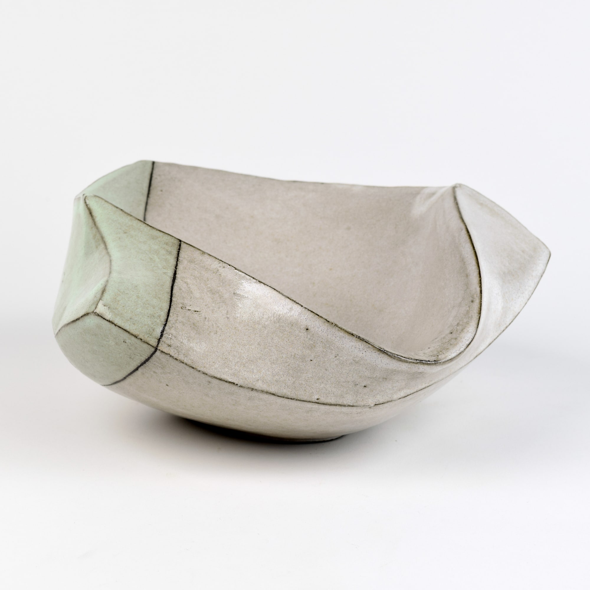 Jerilyn Virden, Facet Bowl (White and Bermuda)
