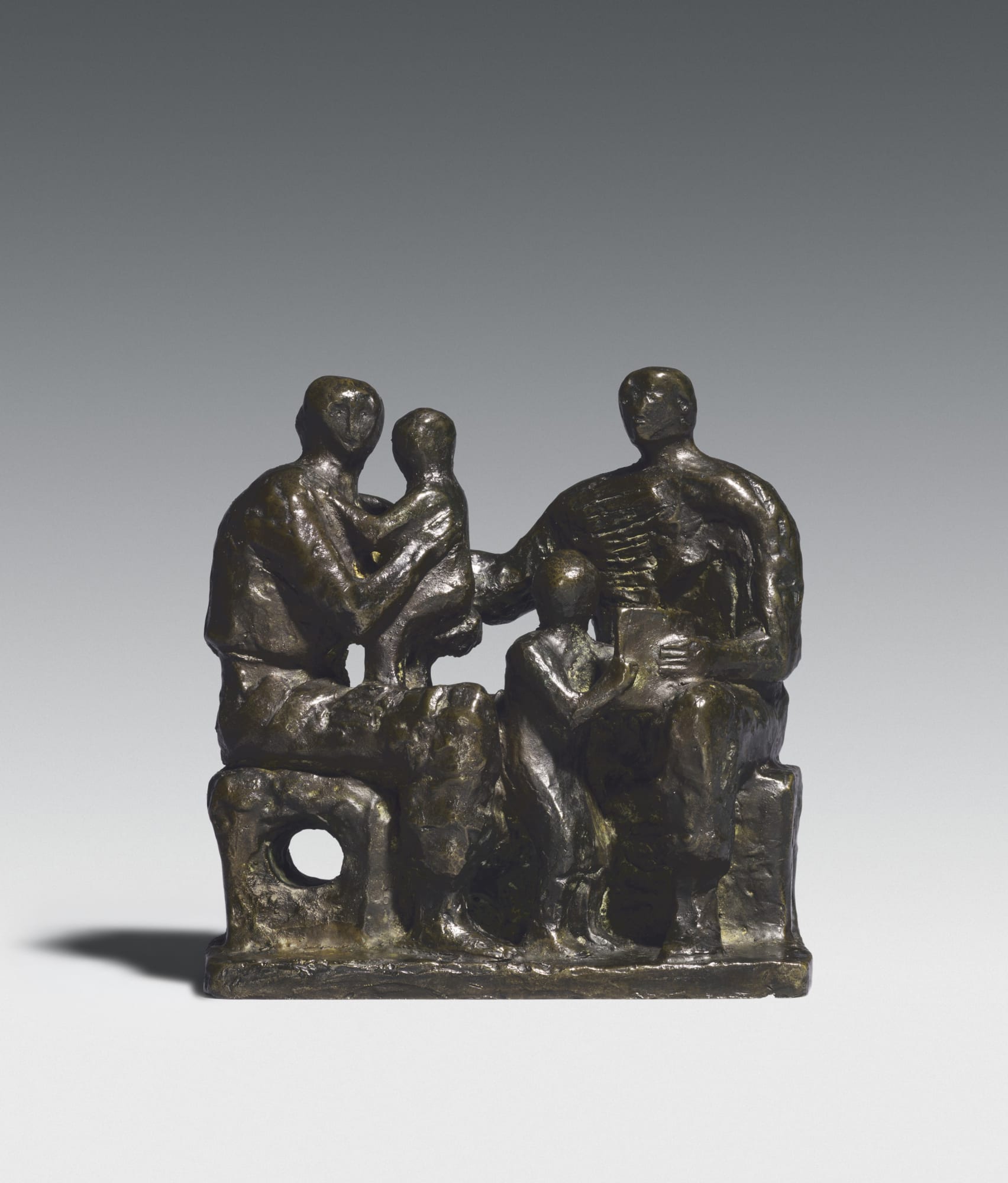 Henry Moore, Family Group, 1944