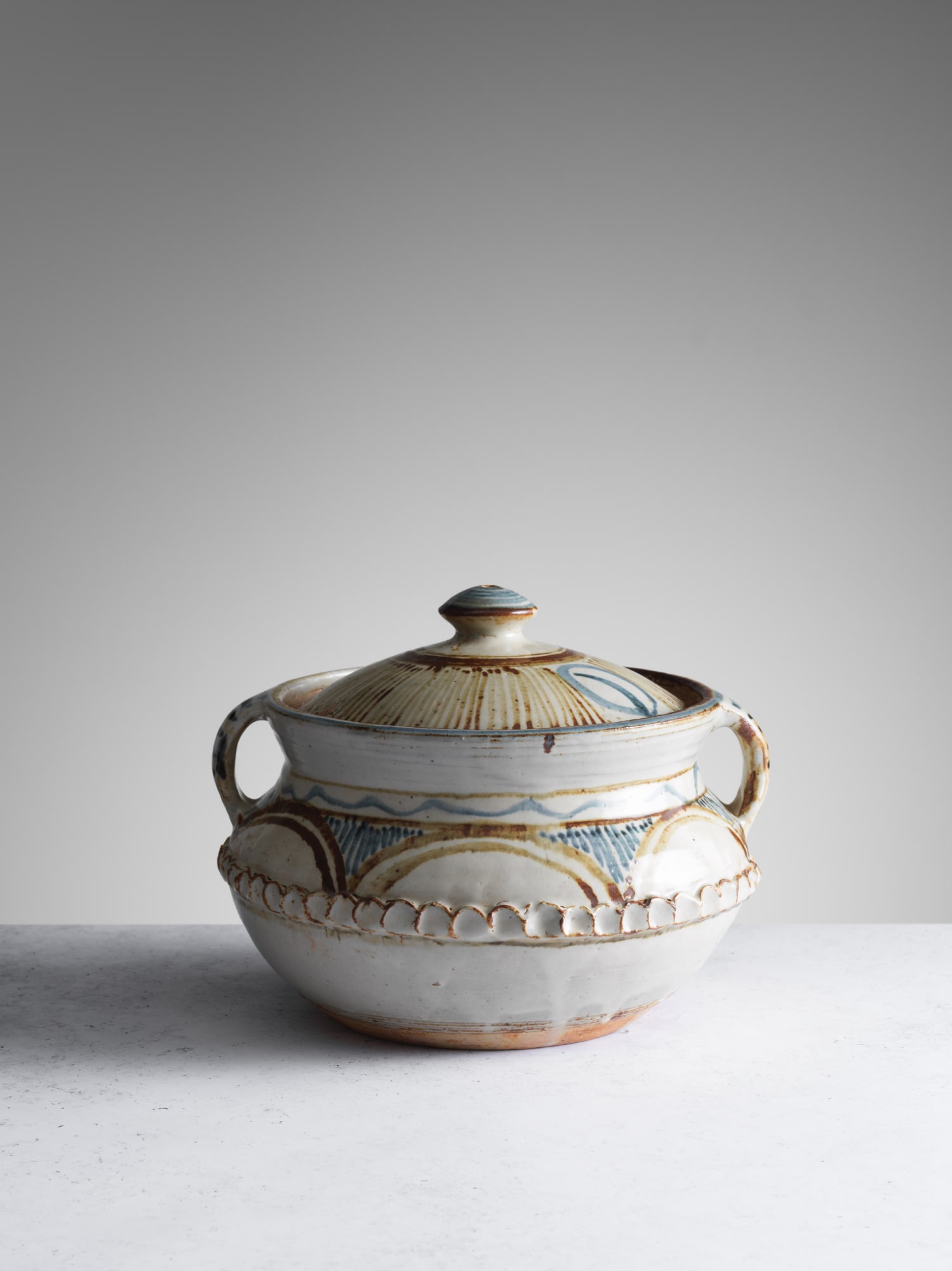 Michael Cardew, Casserole