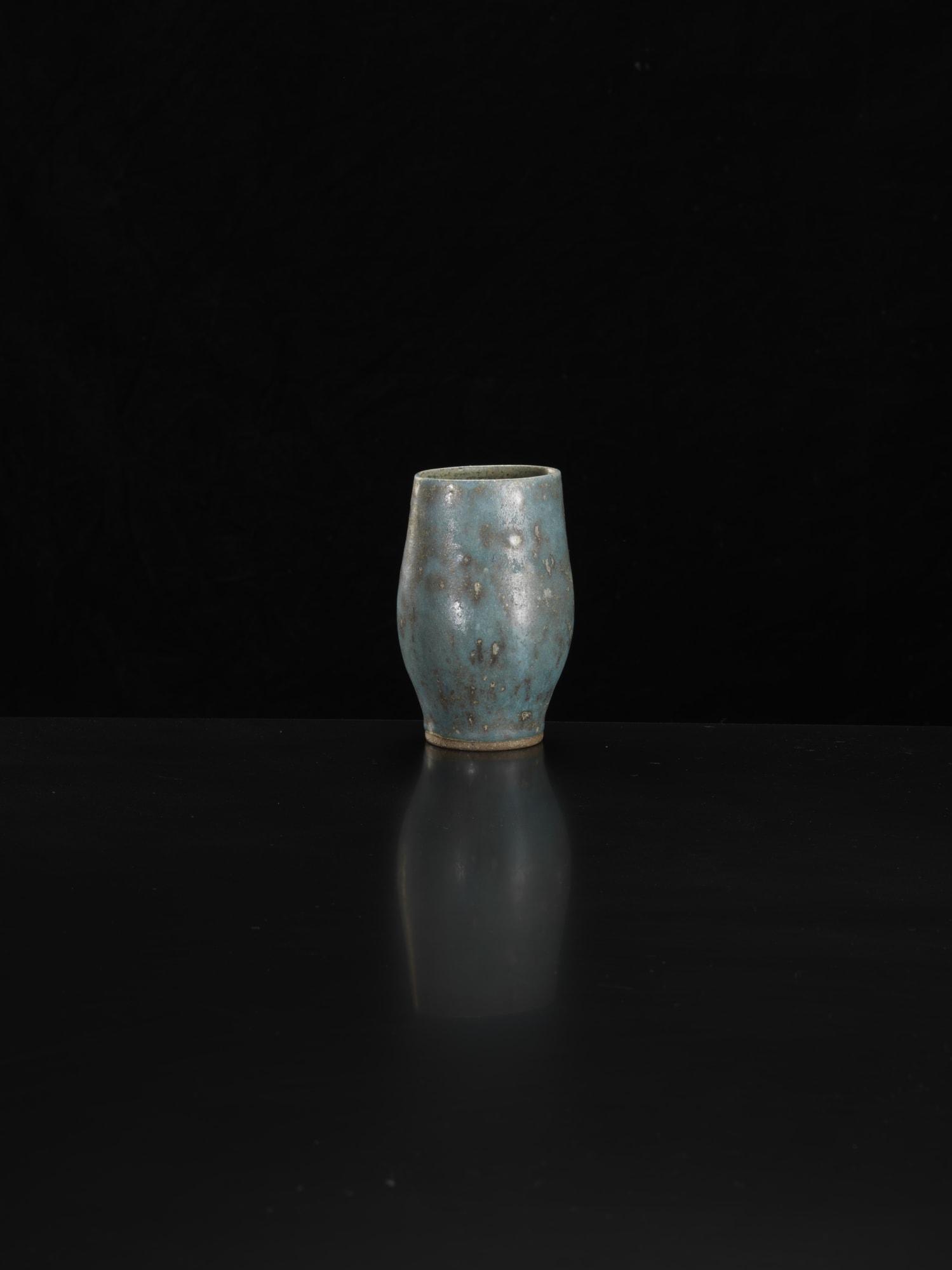 Lucie Rie, Vase with mottled turquoise & grey glaze