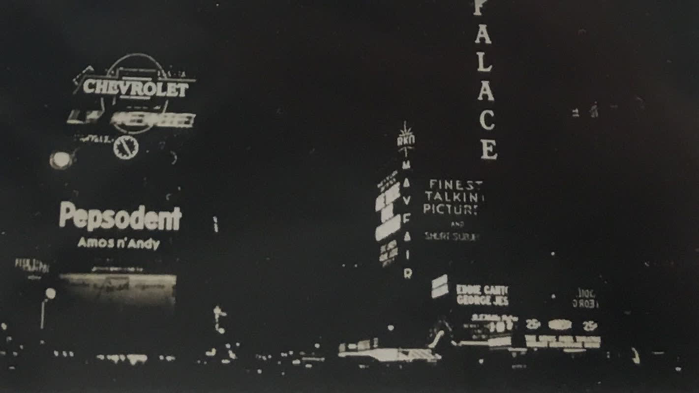 Fred Zinnemann, Times Square at Night, New York, 1932
