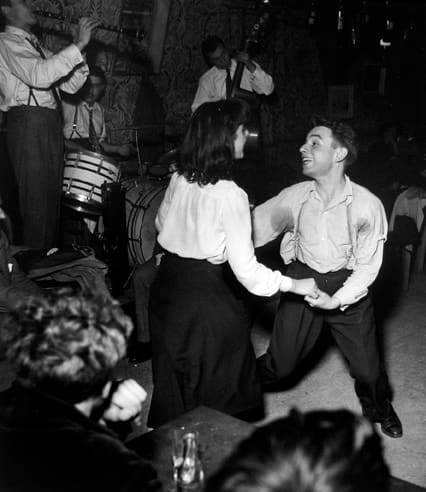 Willy Ronis Explore works from $5500