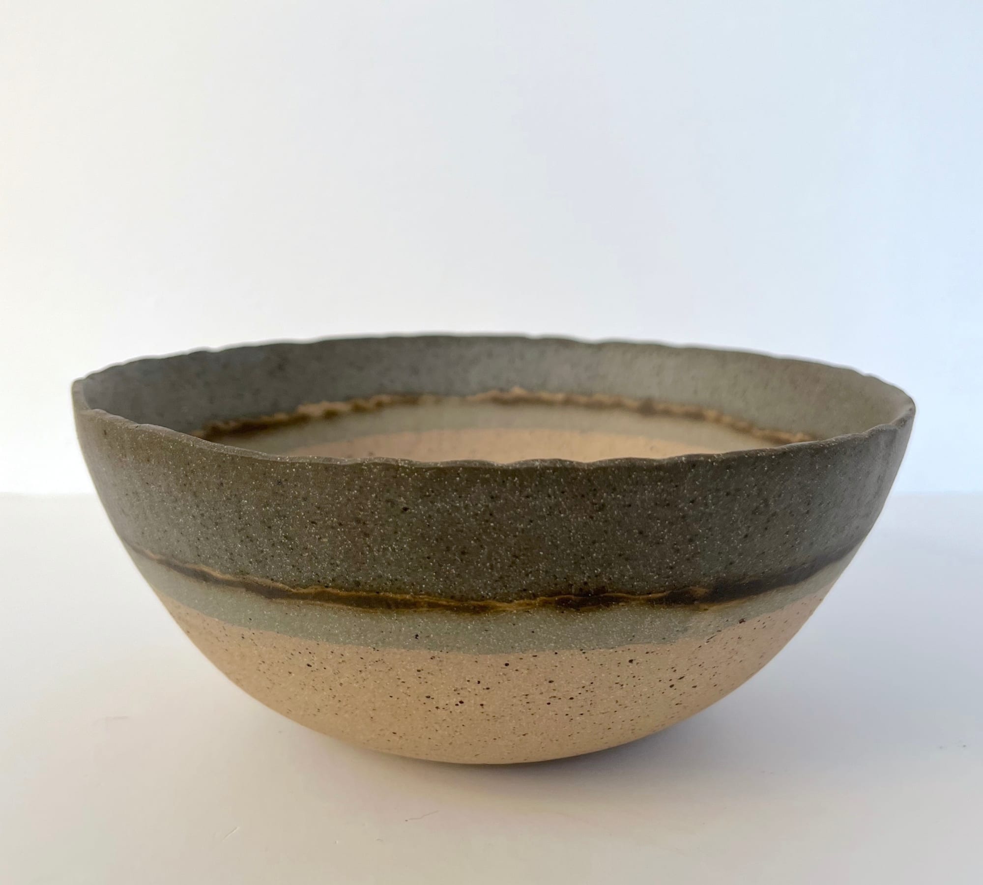 Charlotte Jones, Sand Dark Rim, 2022