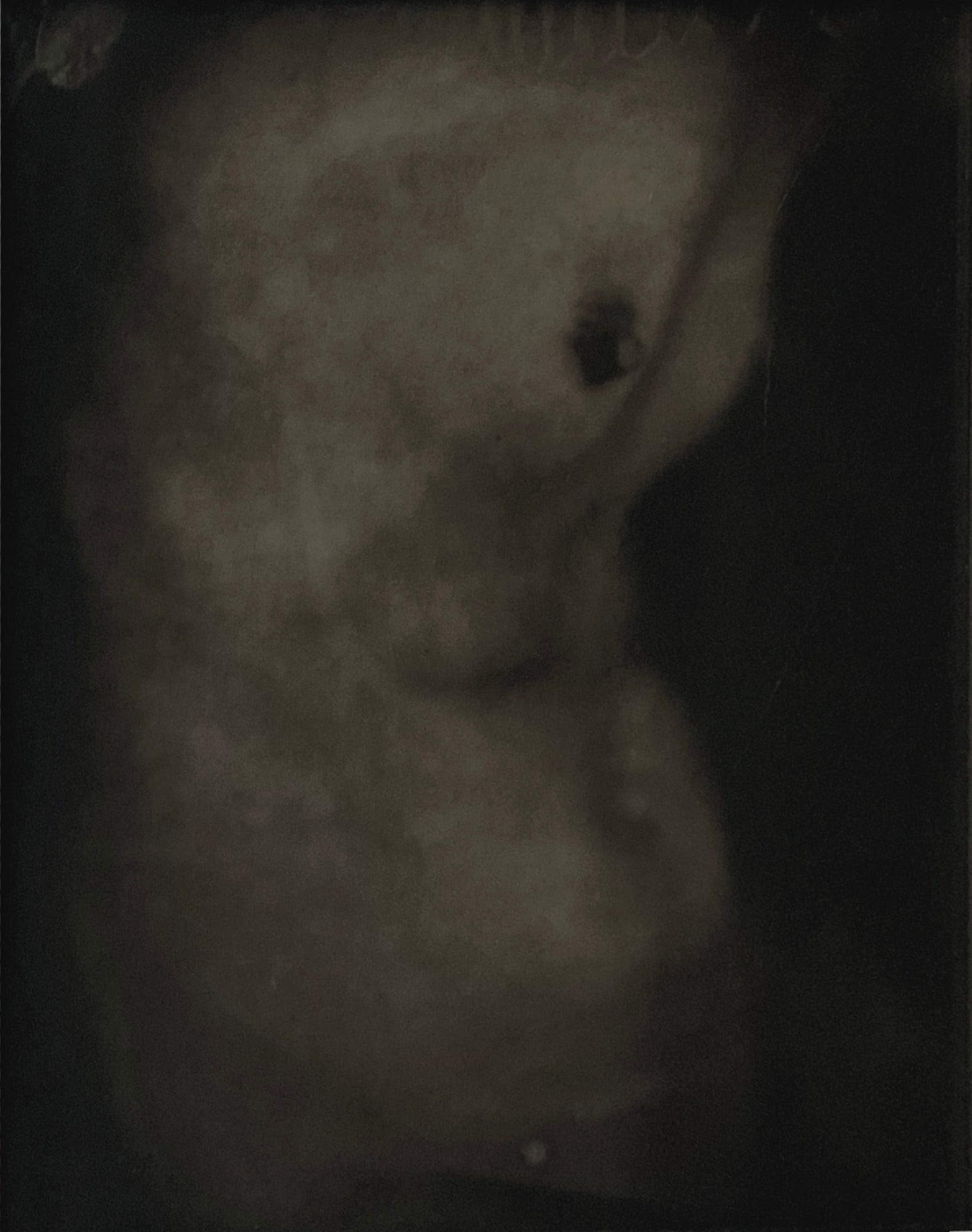 Raena Abella, Untitled III (From the series "Divine Feminine), 2024