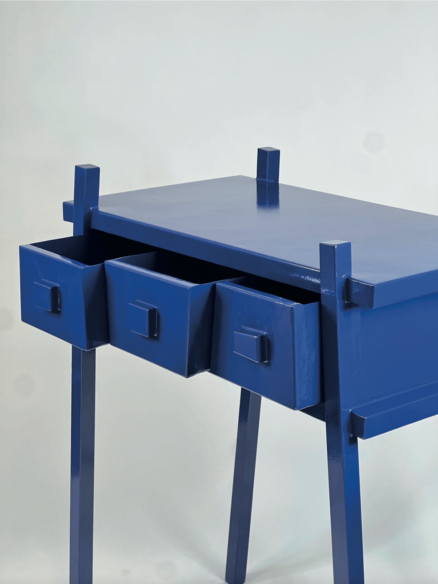 Dirk Duif, 3 face Cabinet