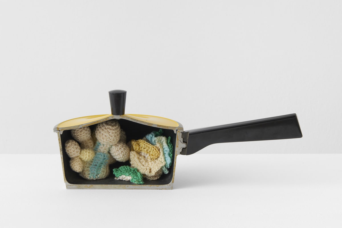 Su Richardson, Half Pan and Cauliflower,, 1976