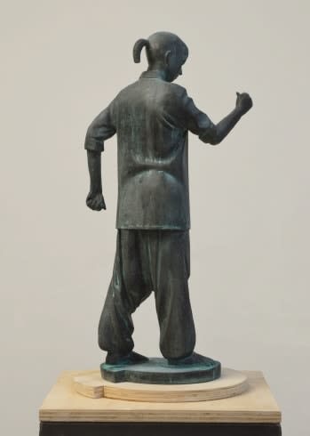 Kenny Hunter RSA, Model for a Monument (Statecraft)