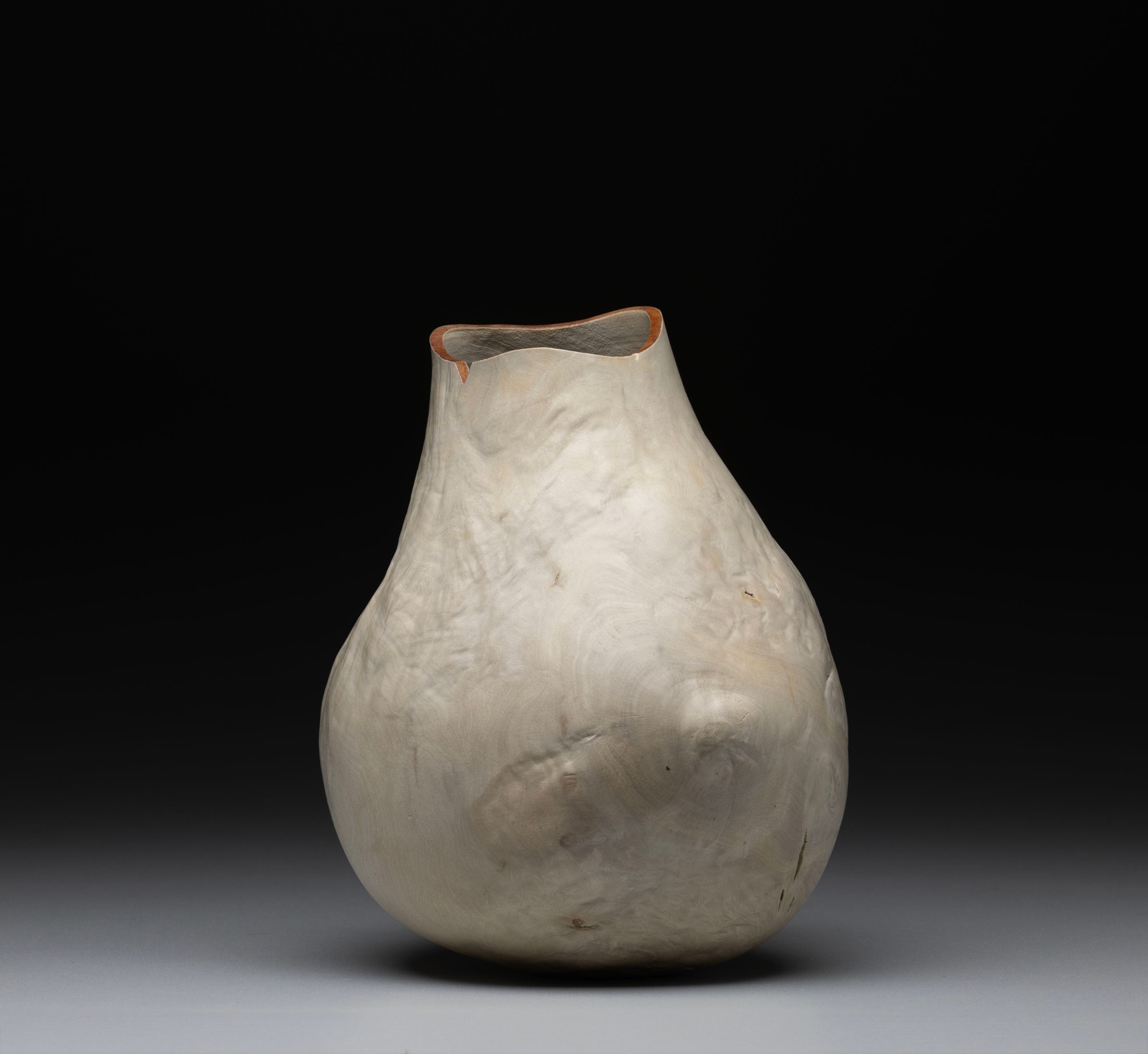 Christian Burchard, White Vessel no. 8, 2007