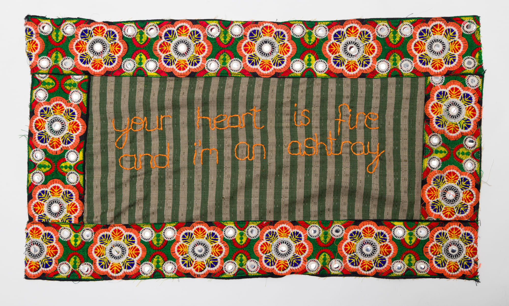 Aya Haidar, قلبك نار وانا طفاية (Tolteesh series), 2019