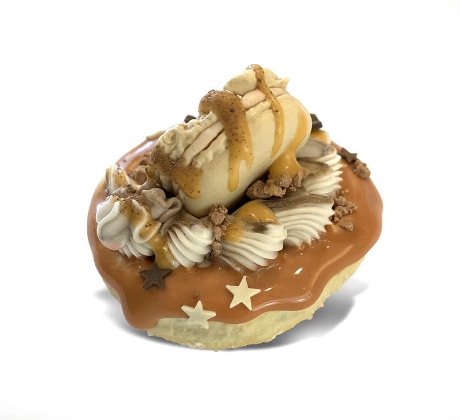 Anna Barlow, Pumpkin Spice Doughnut Sculpture 10, 2025