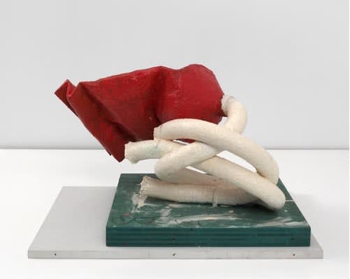 Claes Oldenburg, Tube Supported by its Contents, 1981