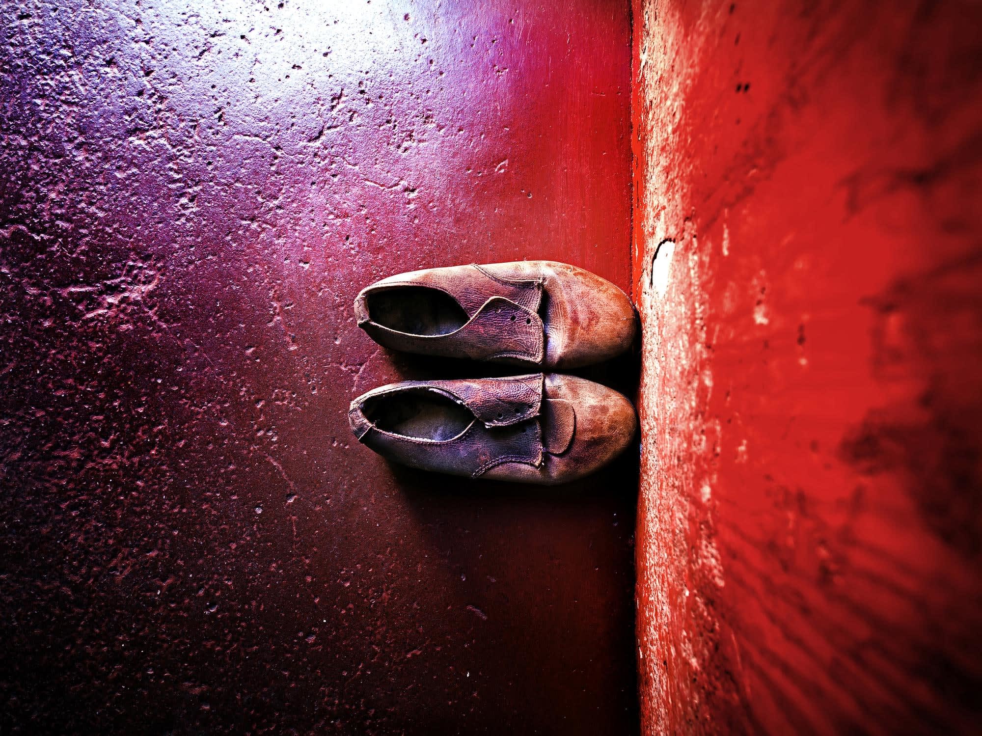 Clint Strydom, Red Shoes