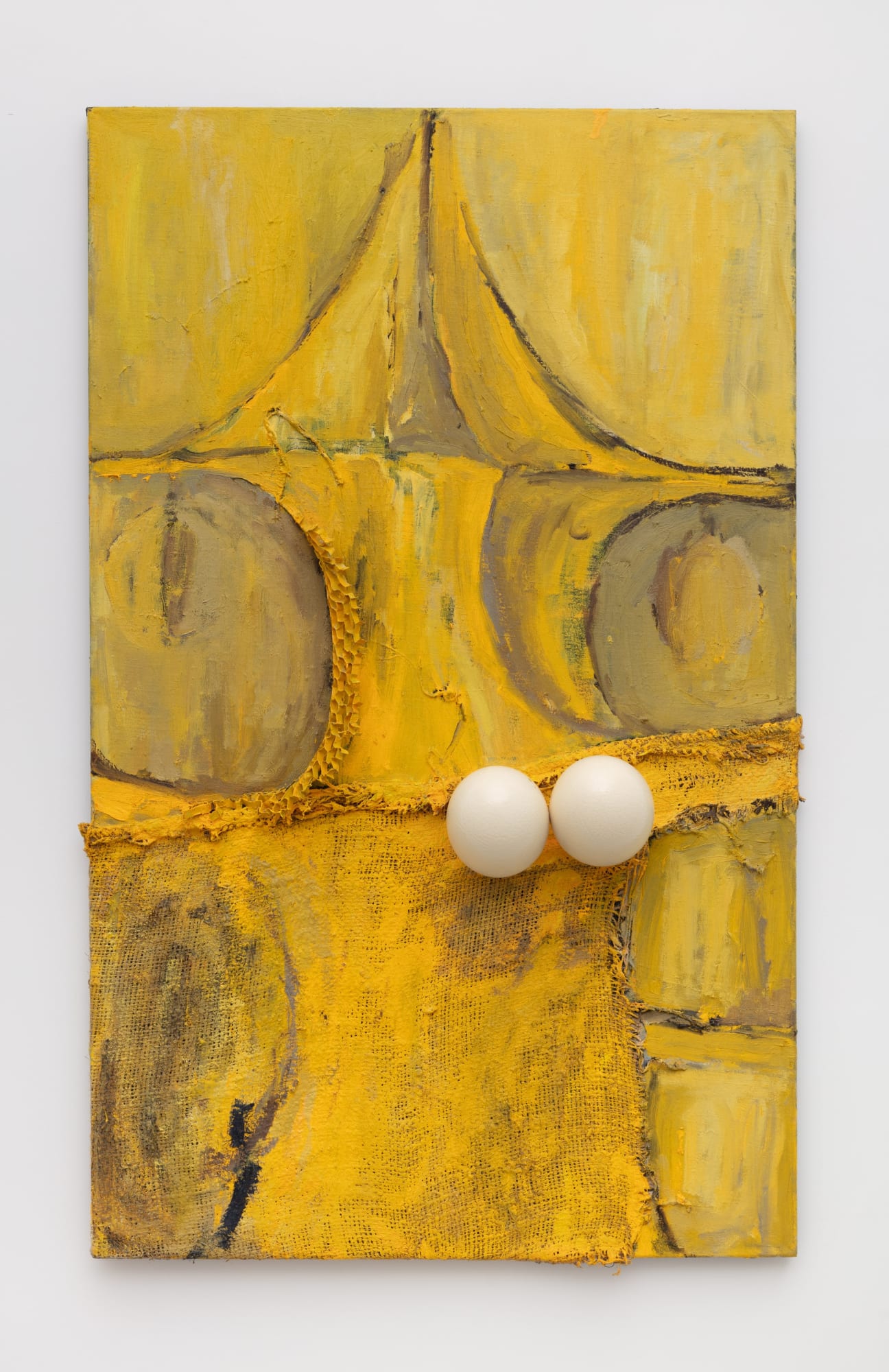 Piotr Lakomy, Chochoł (Strawman/Scarecrow), eggs-eyes, 2019