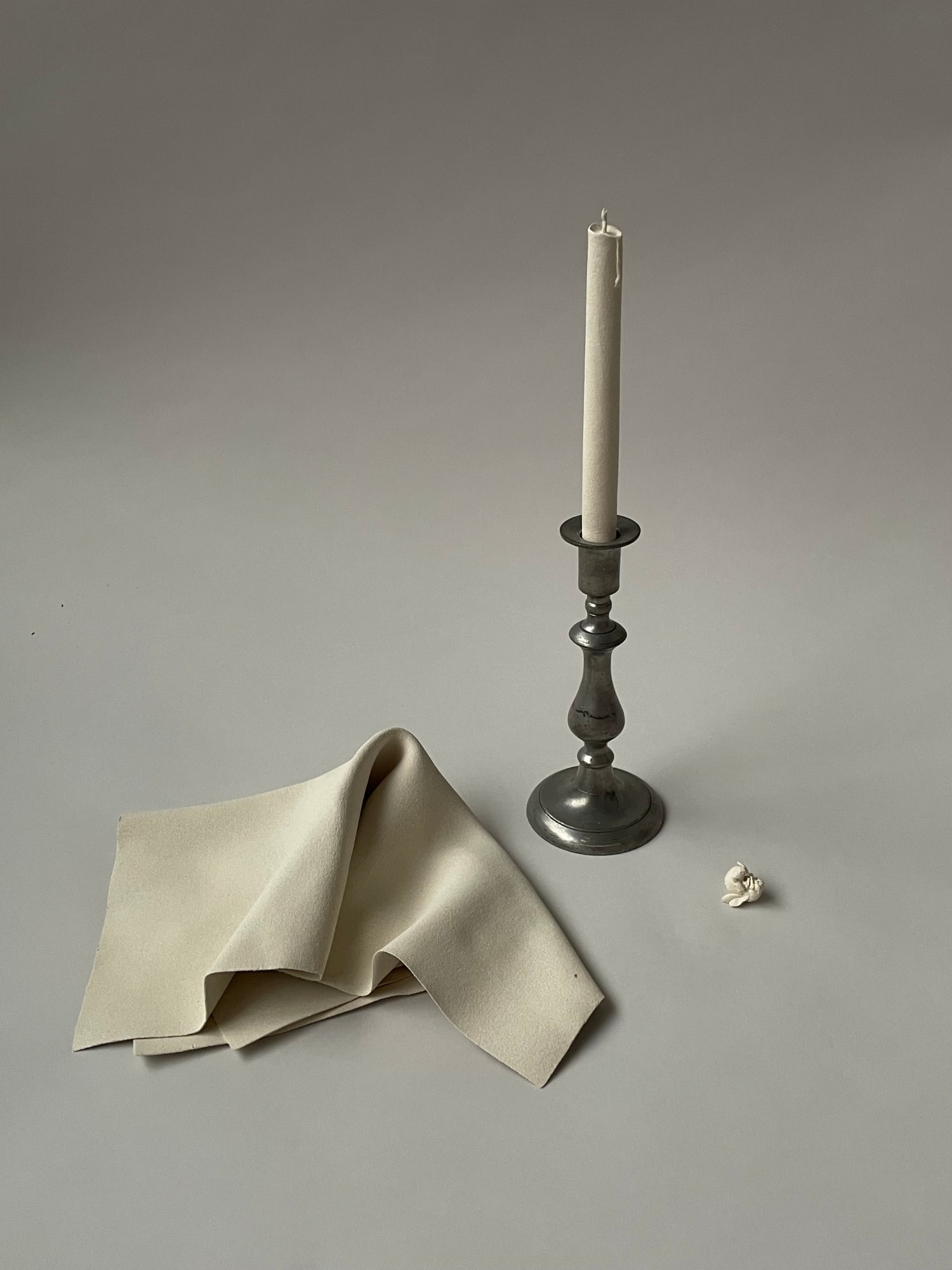 Kaori Tatebayashi, Serviette with Candle and Bee, 2023