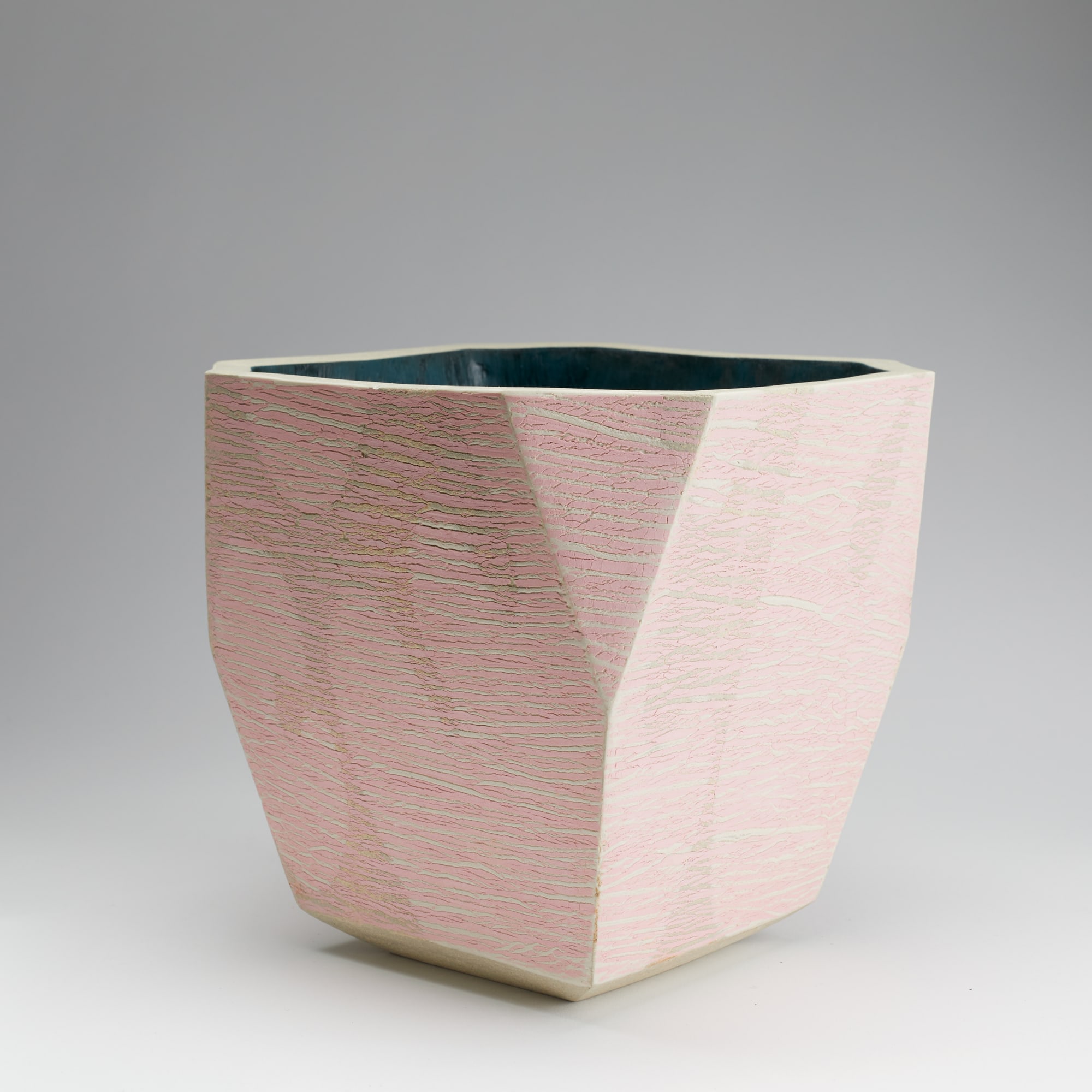 Pascal Emmer, Rose Quartz Phantomime, 2019